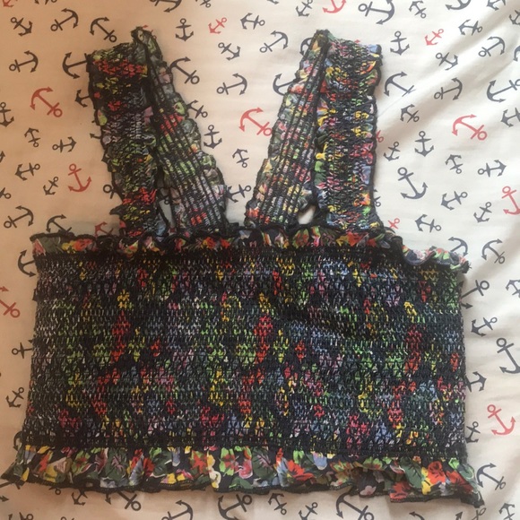 GORGEOUS smocked top from URBAN OUTFITTERS. Size S - Picture 4 of 5